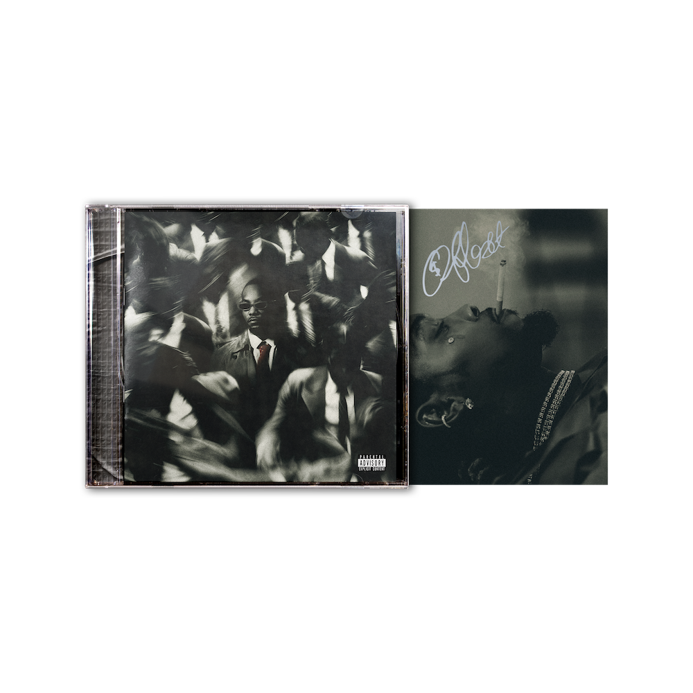 llica サイン入り　Blackアルバム Kiari Signed CD 1 - Motown Records